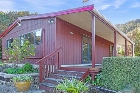 Photo of property in 1556 Akatarawa Road, Akatarawa Valley, Upper Hutt, 5372