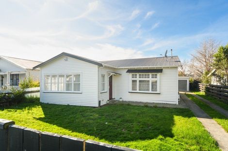 Photo of property in 51 Burns Avenue, Takaro, Palmerston North, 4412