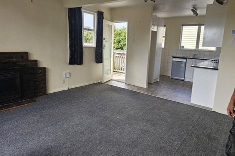 Photo of property in 4 Ranui Avenue, Ranui, Auckland, 0612