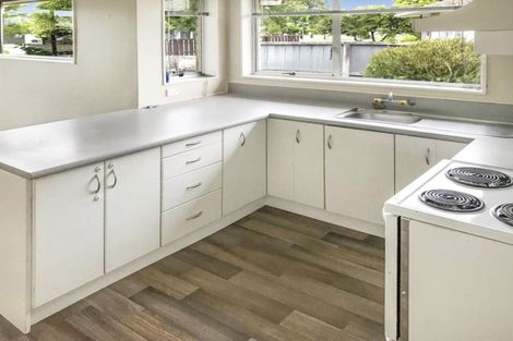 Photo of property in 355 Main North Road, Redwood, Christchurch, 8051