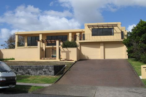 Photo of property in 3 Hill Rise, Sunnyhills, Auckland, 2010