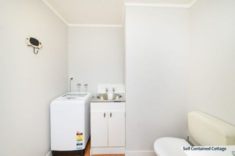 Photo of property in 5 Waicola Drive, Fitzherbert, Palmerston North, 4471