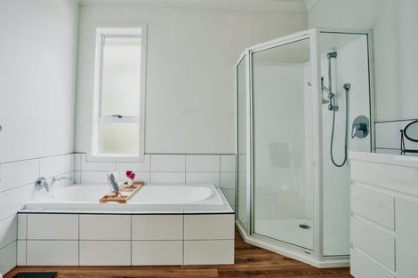 Photo of property in 18 Johnson Street, Milton, 9220