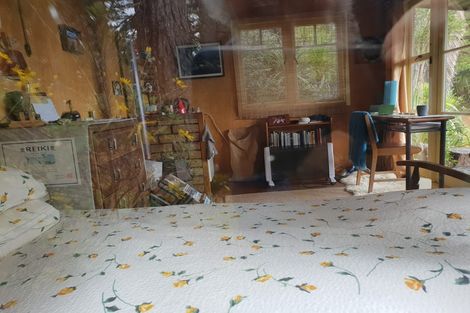 Photo of property in 122 Lone Kauri Road, Karekare, New Lynn, 0772