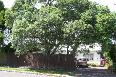 Photo of property in 15 Henry Street, Avondale, Auckland, 1026