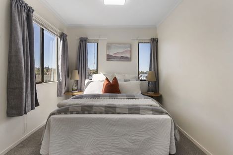 Photo of property in 1a Eaglen Place, Howick, Auckland, 2010