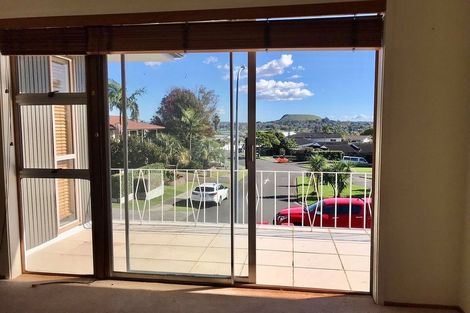 Photo of property in 26 Andrea Place, Sunnyhills, Auckland, 2010