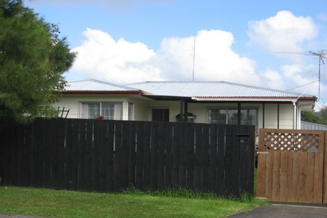 Photo of property in 12 Solea Road, Sunnyvale, Auckland, 0612
