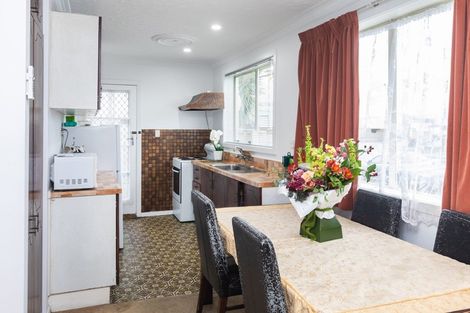 Photo of property in 1/4 Division Street, Riccarton, Christchurch, 8041