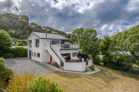 Photo of property in 37 Pawsons Valley Road, Duvauchelle, 7581