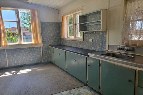 Photo of property in 20 Strange Street, Waitara, 4320