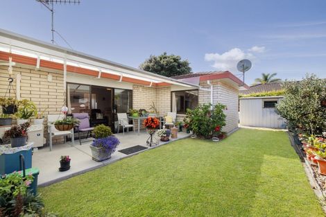 Photo of property in 2 Ngarimu Place, Mount Maunganui, 3116