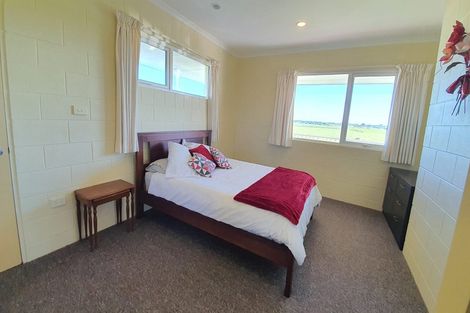 Photo of property in 204a Tai Road, Opunake, 4681