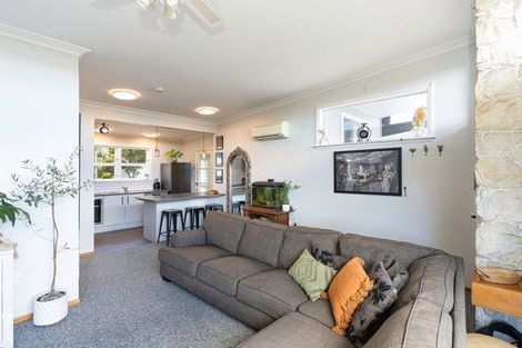 Photo of property in 8 Royal Place, Levin, 5510