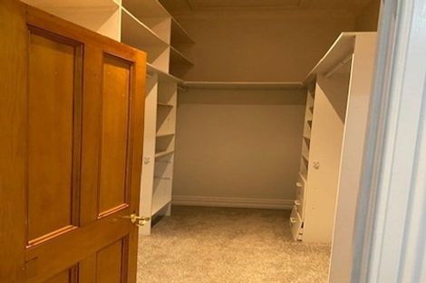 Photo of property in 33 Glencoe Road, Browns Bay, Auckland, 0630