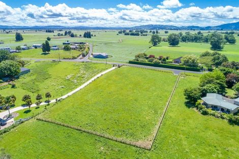 Photo of property in 17 Muir Road, Karaka, Papakura, 2580