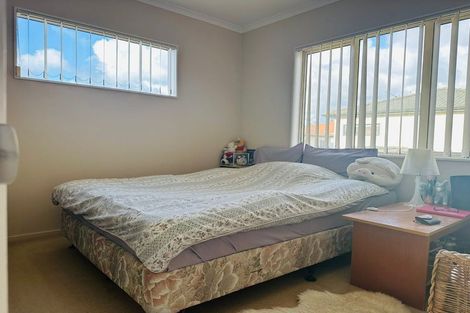 Photo of property in 8 Magnolia Place, Flat Bush, Auckland, 2016