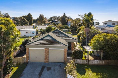 Photo of property in 1 Marina Way, Athenree, Katikati, 3177
