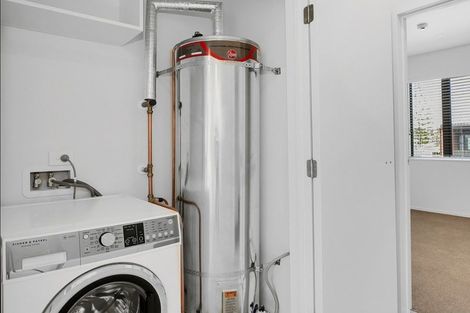 Photo of property in 104/2 Ko Street, Northcote, Auckland, 0627