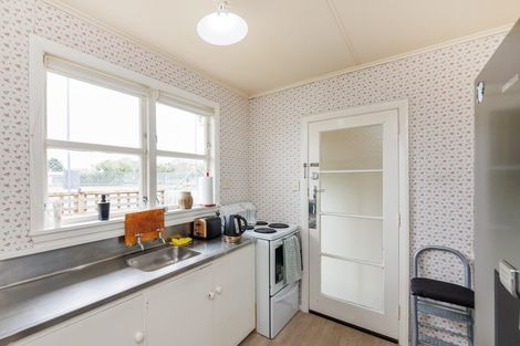 Photo of property in 12a Collingwood Court, Hokowhitu, Palmerston North, 4410