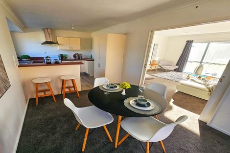 Photo of property in 10 Laura Kent Place, Woolston, Christchurch, 8023