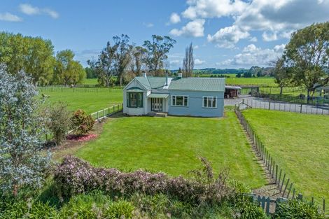Photo of property in 1865 Kimbolton Road, Kiwitea, Feilding, 4777