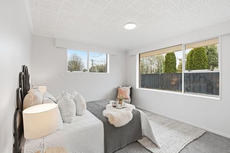 Photo of property in 76 Avonhead Road, Avonhead, Christchurch, 8042