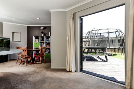 Photo of property in 7 Roderick Place, Rototuna, Hamilton, 3210