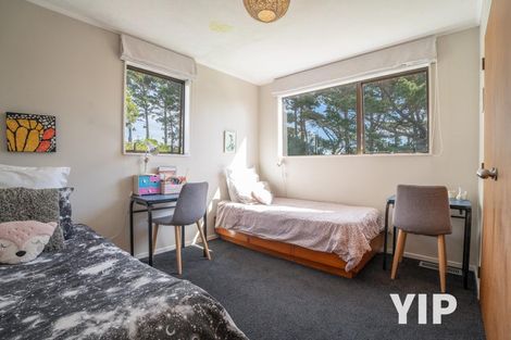 Photo of property in 7 Curacao Place, Grenada Village, Wellington, 6037