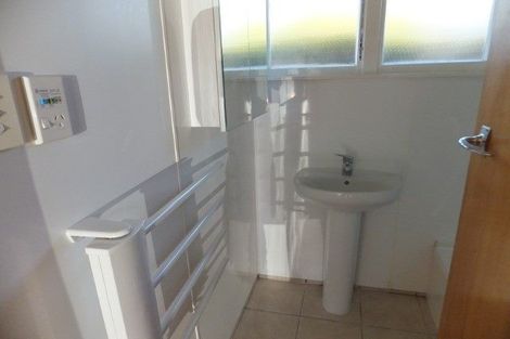 Photo of property in 109 Warren Crescent, Hillmorton, Christchurch, 8025