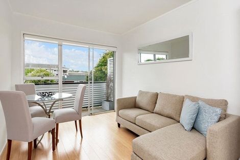 Photo of property in 10/11 Kingsway Avenue, Sandringham, Auckland, 1025