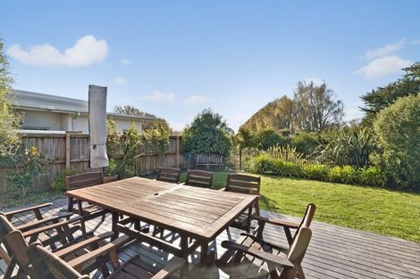 Photo of property in 29 Holbrook Way, Westmorland, Christchurch, 8025