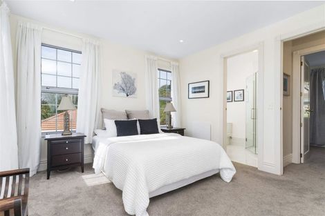 Photo of property in 37 Overdale Drive, Cashmere, Christchurch, 8022