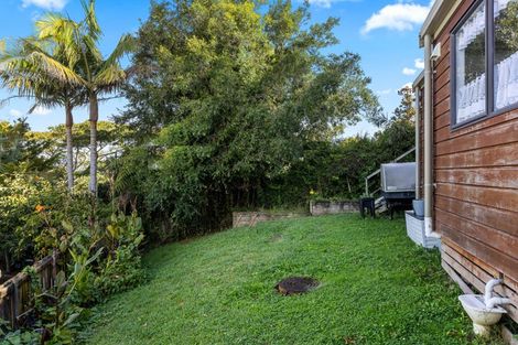 Photo of property in 1/86 Waimumu Road, Massey, Auckland, 0614