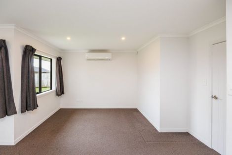 Photo of property in 25 Varsity Heights, Fitzherbert, Palmerston North, 4410
