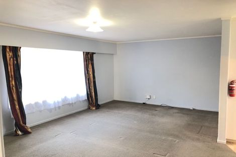 Photo of property in 1/11 Ballater Place, Highland Park, Auckland, 2010