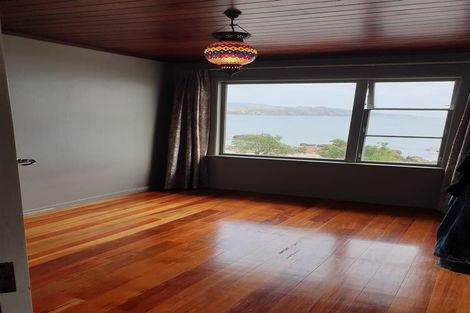 Photo of property in 33 Moana Road, Plimmerton, Porirua, 5026