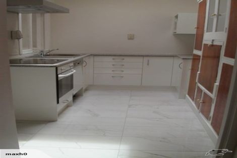 Photo of property in 2/64 Landscape Road, Mount Eden, Auckland, 1024