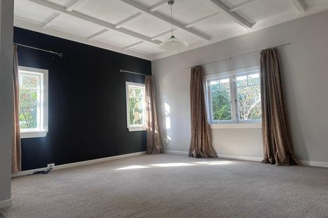 Photo of property in 73 Beach Road, Pahurehure, Papakura, 2113