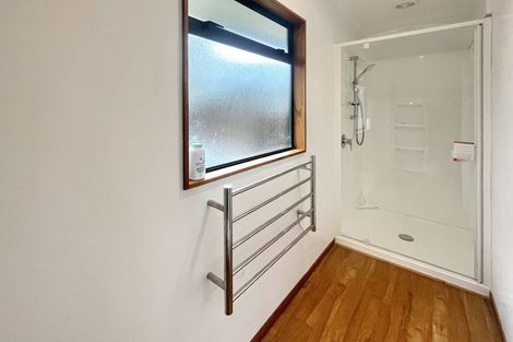 Photo of property in 86 Pahiatua Street, Hokowhitu, Palmerston North, 4410