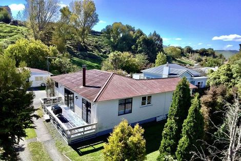 Photo of property in 60 Kiwi Road, Taihape, 4720