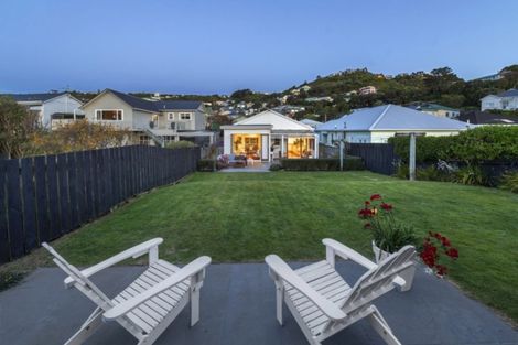 Photo of property in 90 Tiber Street, Island Bay, Wellington, 6023