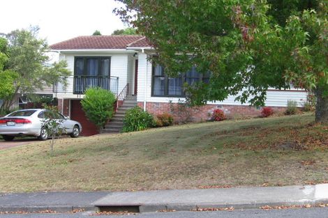 Photo of property in 29 Taupo Street, Green Bay, Auckland, 0604