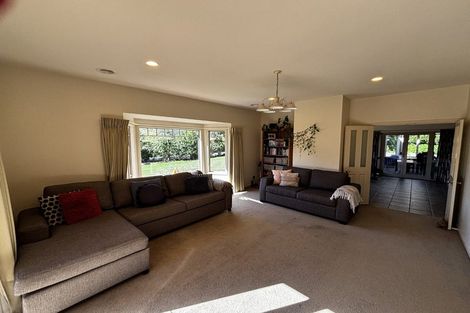 Photo of property in 26 Shelter Grove, Frankleigh Park, New Plymouth, 4310