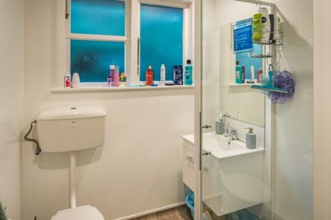 Photo of property in 66 Tilley Road, Paekakariki, 5034