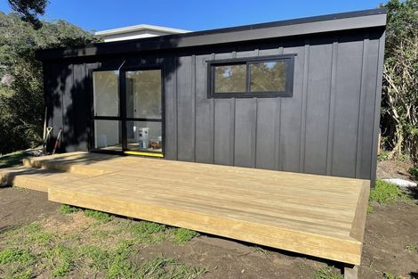 Photo of property in 419 Motutara Road, Muriwai, Waimauku, 0881