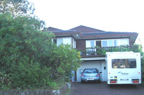 Photo of property in 40 Montgomery Avenue, Rothesay Bay, Auckland, 0630