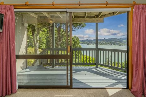 Photo of property in 4 Wiremu Road, Tairua, 3508