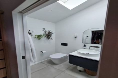 Photo of property in 39a Verbena Road, Birkdale, Auckland, 0626