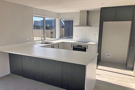 Photo of property in 4 Grey View Grove, Rangiora, 7400